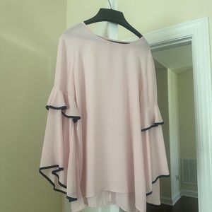 Women’s ruffle sleeve pink & black